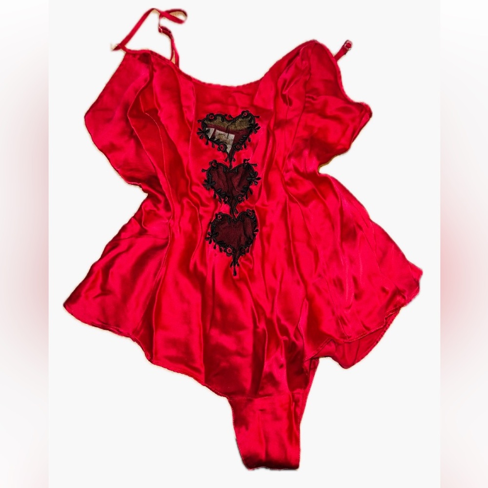Vintage 1990s Victoria’s Secret Red 100% Silk Embroidered Heart Teddy